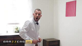 Brazzers - Nina Rivera a csoki menyasszony