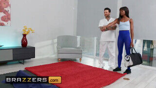 Brazzers - Ana Foxxx popsija megkúrva
