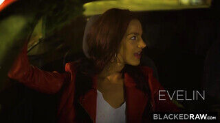 BlackedRaw - Evelin Stone élvezi a gigászi fügyit