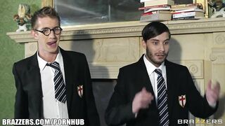Tarra White a szenvedélyes sulis ribi