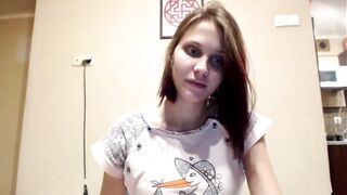 Lilly a terhes tinédzser spiné maszturbációja