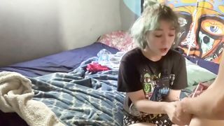 Amatőr 18 éves fiatal spiné televerve