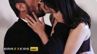 Brazzers - Madison Ivy és Liv Wild édeshármasban kufirconlak