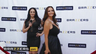 Brazzers - Ava Addams a pornó gálán kupakol