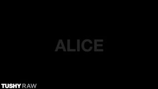 TUSHYRAW - Alice Pink hátsója megkúrelva