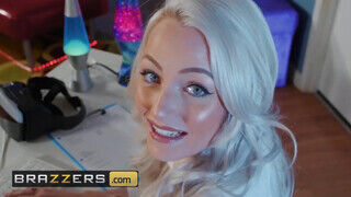 Brazzers - Nicolette Shea élvezi ha keményen kufircolják