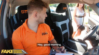 Fake Driving School - Little Eliss szeretkezik az oktatóval