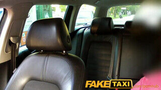 FakeTaxi - román cigó bige bírja a kiképzést