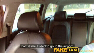 FakeTaxi - macát átveri a taxis Pesten
