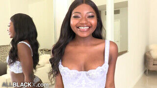 AllBlackX - Noemie Bilas a cuki csoki szuka