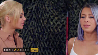 Brazzers - Bonnie Rotten és Zoey Monroe kényeztetik egymást
