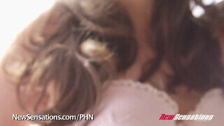 New Sensations - Allie Haze muffjába a nagy fallosz