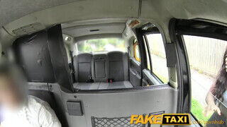FakeTaxi isteni popsikás négercsaj