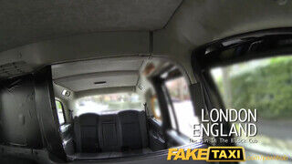 FakeTaxi kolosszális csöcsök és egy bazinagy szőrös punci