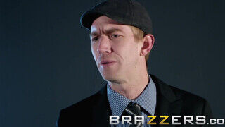 Brazzers - Lili Vanilli és a főnök óriás rúdja