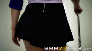Brazzers - Alix Lynx a csábító stewardess