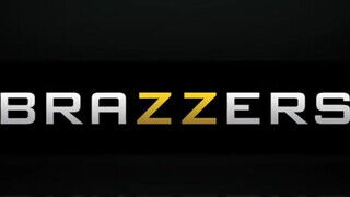 Vampirella a kolosszális faszra indul be igazán - Brazzers