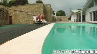 Kathia Nobili a magyar milf megrakva - Ass Traffic
