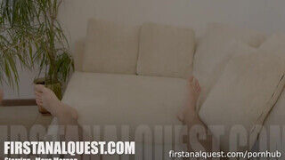 Maya Morgen a 18 éves tinédzser kishölgy - First Anal Quest