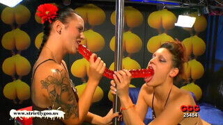 Nelly és COnny a bukkake csapat - GGG