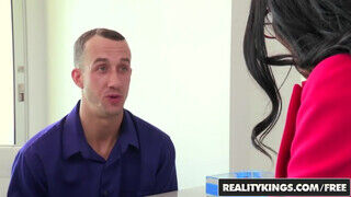 Reality Kings - Amy Anderssen az óriás keblű tanítónéni