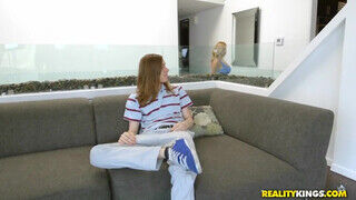 Reality Kings - Olivia Austin tinédzser hapsival közösül