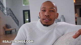 RealityKings - Melody Foxx néger kukit kap