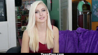 TeenPies - Alexa Grace lyuka tele élvezve