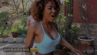 Brazzers - Demi Sutra és Ebony Mystique a cafka csoki csajok