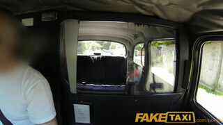 FakeTaxi - Rio Lee a nagyméretű mellű barna csaj