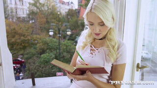 Private com - Helena Moeller valagba is imádja