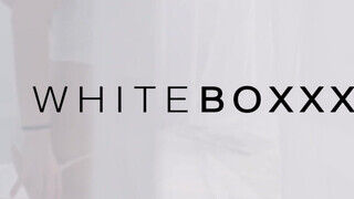 WhiteBoxxx - Rebeka Black és Francesca Di Caprio édeshármasban kamagyolnak