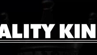 Reality Kings - Annie Reis a sikátorban reszel