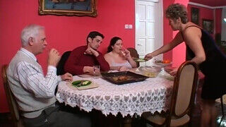 Bisexual Nasty Family - Teljes perverz xxx videó