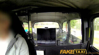 FakeTaxi - Chantelle Fox kufircol a taxissal