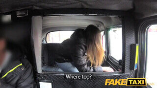 Fake Taxi - Barbara Bieber a szilikon kannás tinédzser