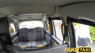 Fake Taxi - Csöcsös tetkós milf megszexelve