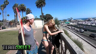 TeamSkeet - a strandon felszedett kisasszony keményen megtéve