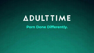 ADULT TIME - Whitney Wright és Spencer Bradley a lesbi szobatársak