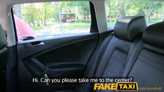 FakeTaxi - Tini zsenge nőci a hátsó ülésen