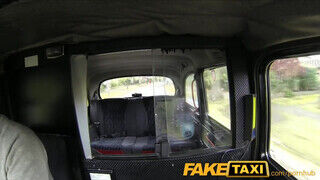 FakeTaxi - Elicia Solis a bombázó szolis milf