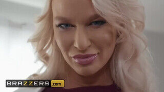 Brazzers - London River termetes ánusza megdolgozva