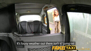 FakeTaxi - igazi aranyásó bige