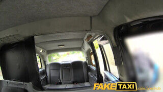 FakeTaxi - méretes csöcsű fiatal maca