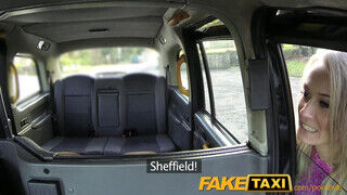 FakeTaxi - vékony spiné szívdöglesztő csizmában