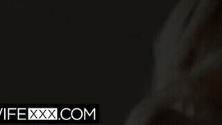 HotwifeXXX - Natalia Queen imádja a kolosszális dárdát