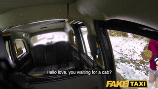 Fake Taxi - Kitty Misfit a óriási valagú diáklány