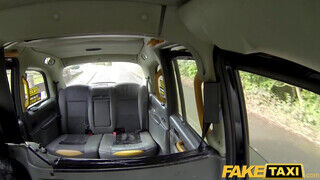 Fake Taxi - Amber Deen a céda világos szőke szuka