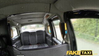 Fake Taxi - ausztrál spiné a szabadban is imádja csinálni