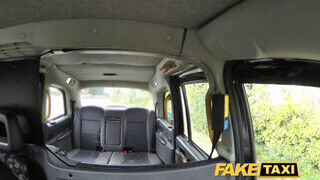 Fake Taxi - brutálisan szenvedélyes milf dugni akar
